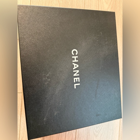 Chanel Cream Quilted Dad Sandals Mules with Gold Accents size 36 - Picture 10 of 10